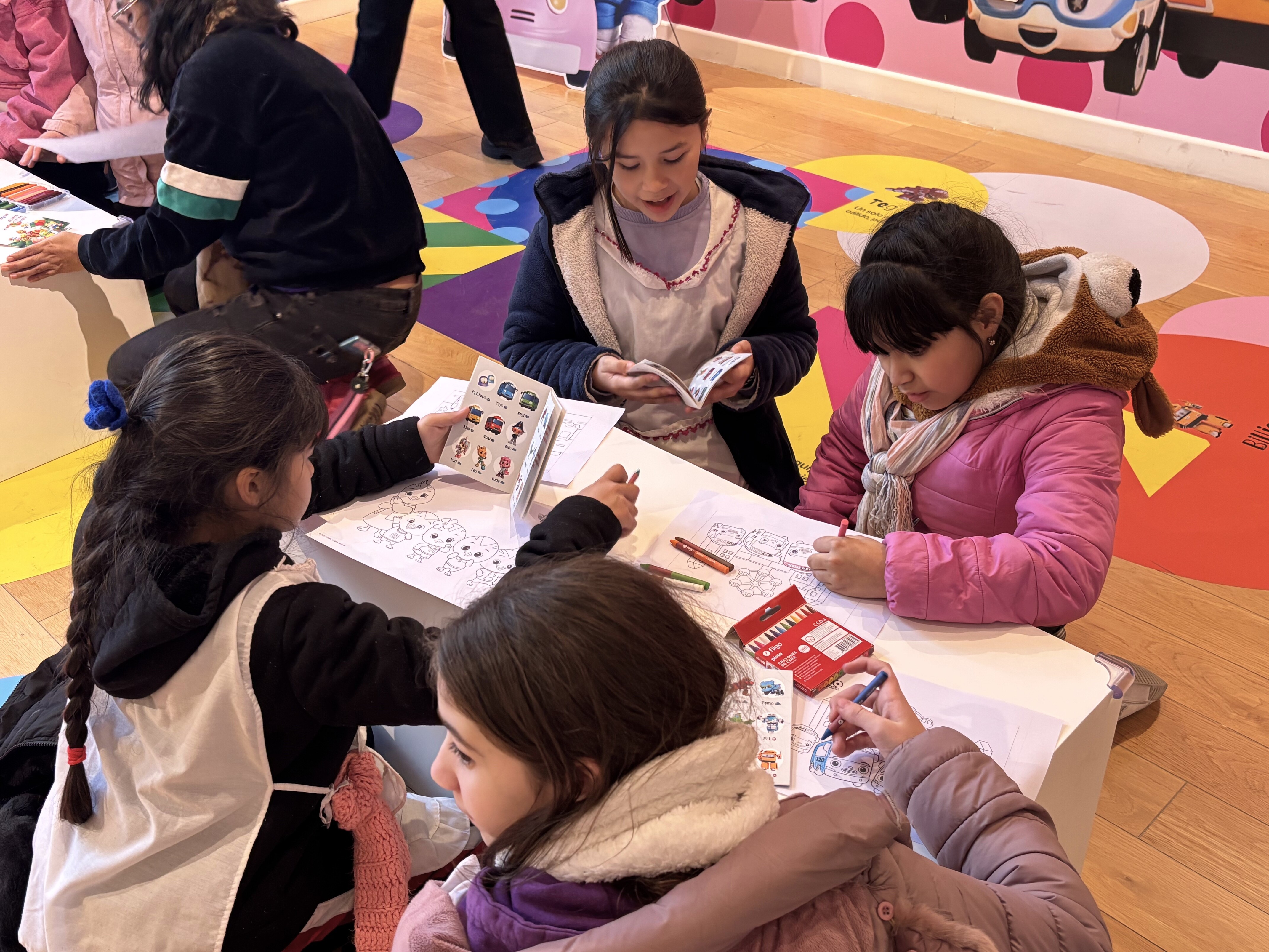 주아르헨티나 한국문화원 애니메이션 전시 현장