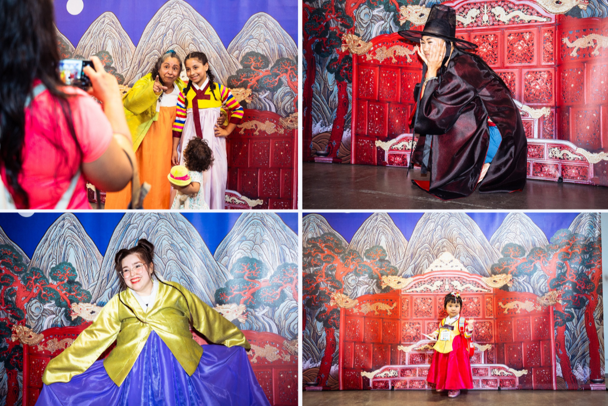 한복을 입고 사진 찍는 사람들