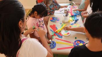 더욱 가까운 한국 | 아르헨티나 여름방학 어린이 대상 워크숍, 한국 전통 탈을 만나다