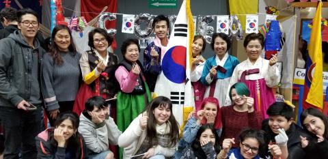 Corea presente en la Fiesta de las Colectividades del Fin del Mundo